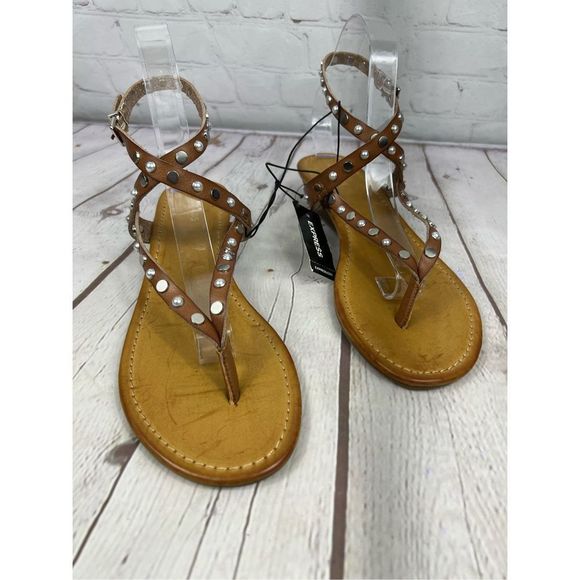 express women’s sandals with the studs and straps tan size 9 - Picture 1 of 6